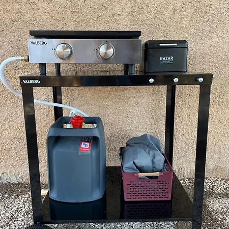 Prázdninový dům Paisible Maison A L'ombre Des Pins *