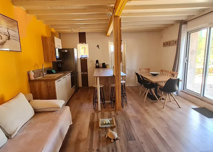 Σπίτι διακοπών Paisible Maison A L'ombre Des Pins Fitou