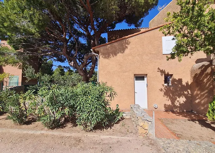 Paisible Maison A L'ombre Des Pins Σπίτι διακοπών Fitou